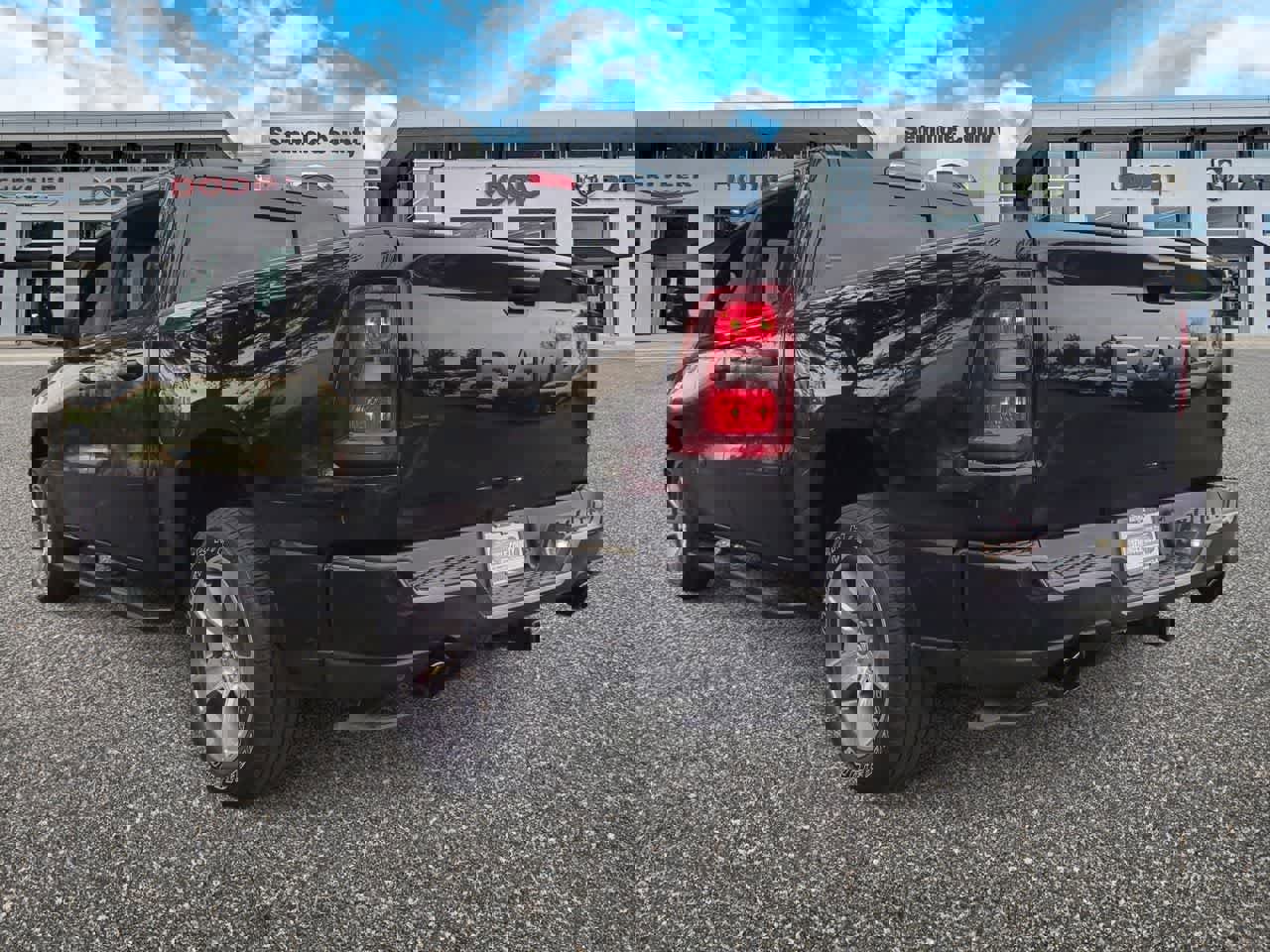 New 2026 RAM 1500 Express image 6