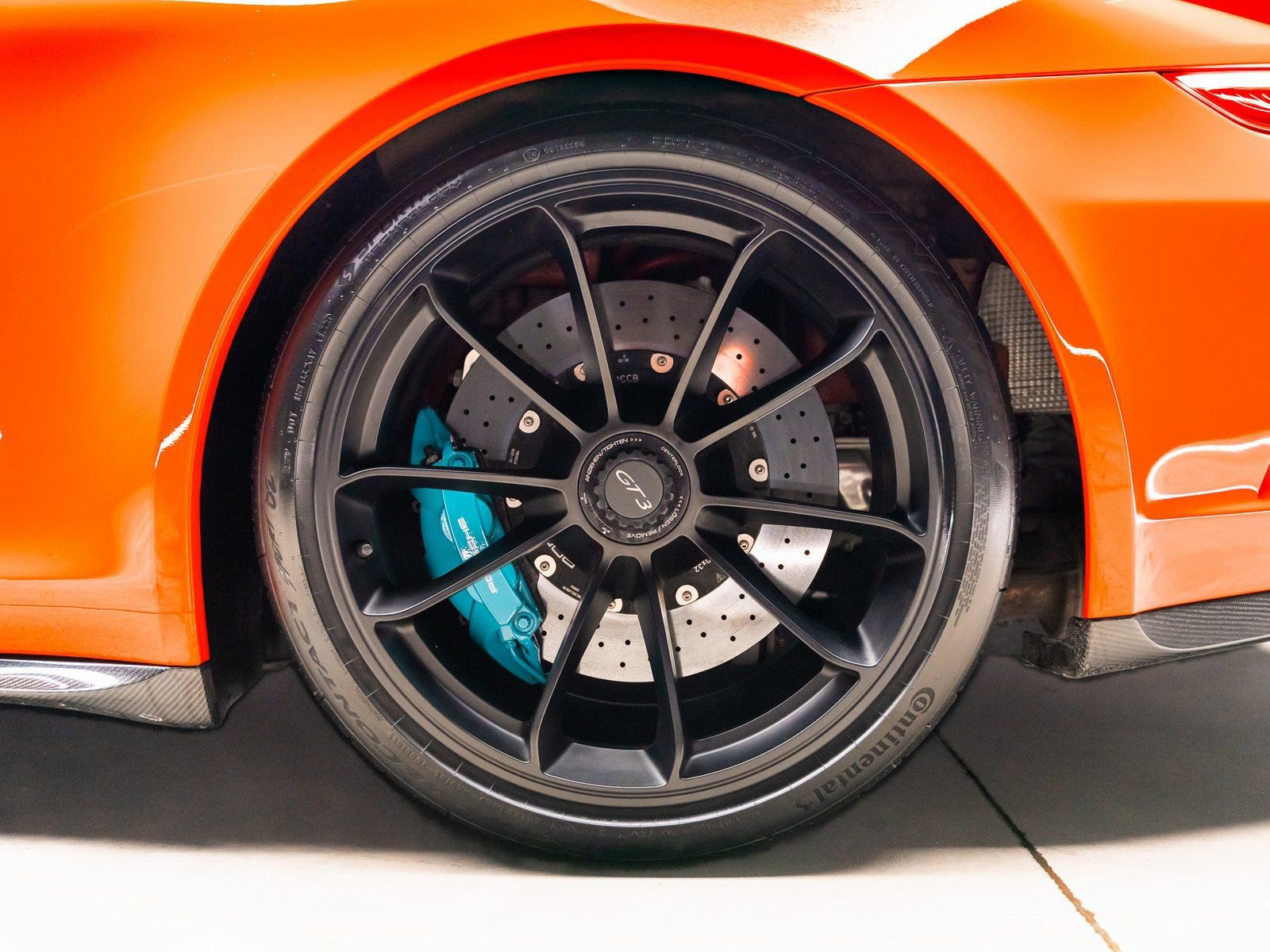 Used 2018 Porsche 911 GT3 RWD image 40
