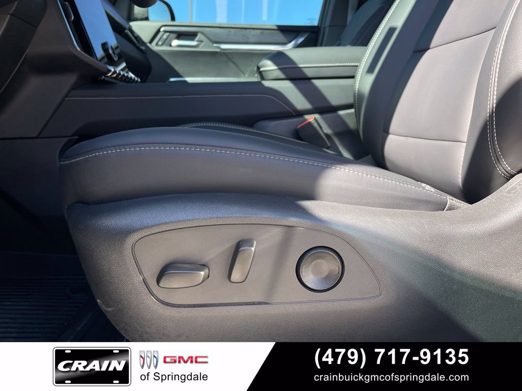 Used 2026 GMC Acadia Elevation w/ Black Edition FWD image 11