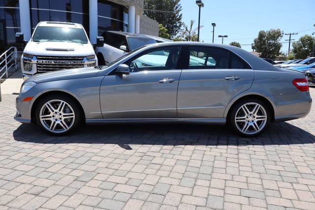 Used 2010 Mercedes-Benz E 550 Sedan image 2