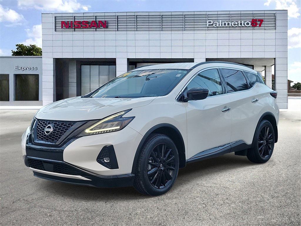 Certified 2024 Nissan Murano SV w/ SV Midnight Edition Package image 3