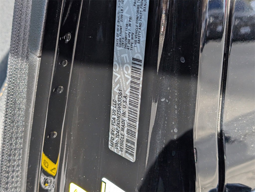 Used 2025 Jeep Wrangler Sport S image 31