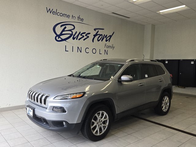 Used 2016 Jeep Cherokee Latitude w/ Cold Weather Group