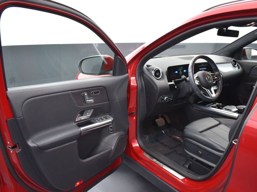 Used 2022 Mercedes-Benz GLA 250 4MATIC image 7