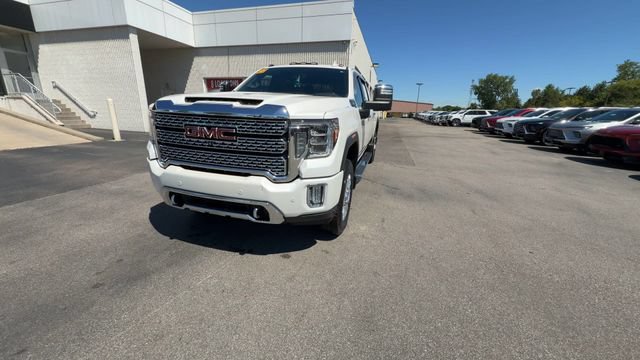Certified 2022 GMC Sierra 3500 Denali AWD/4WD image 3