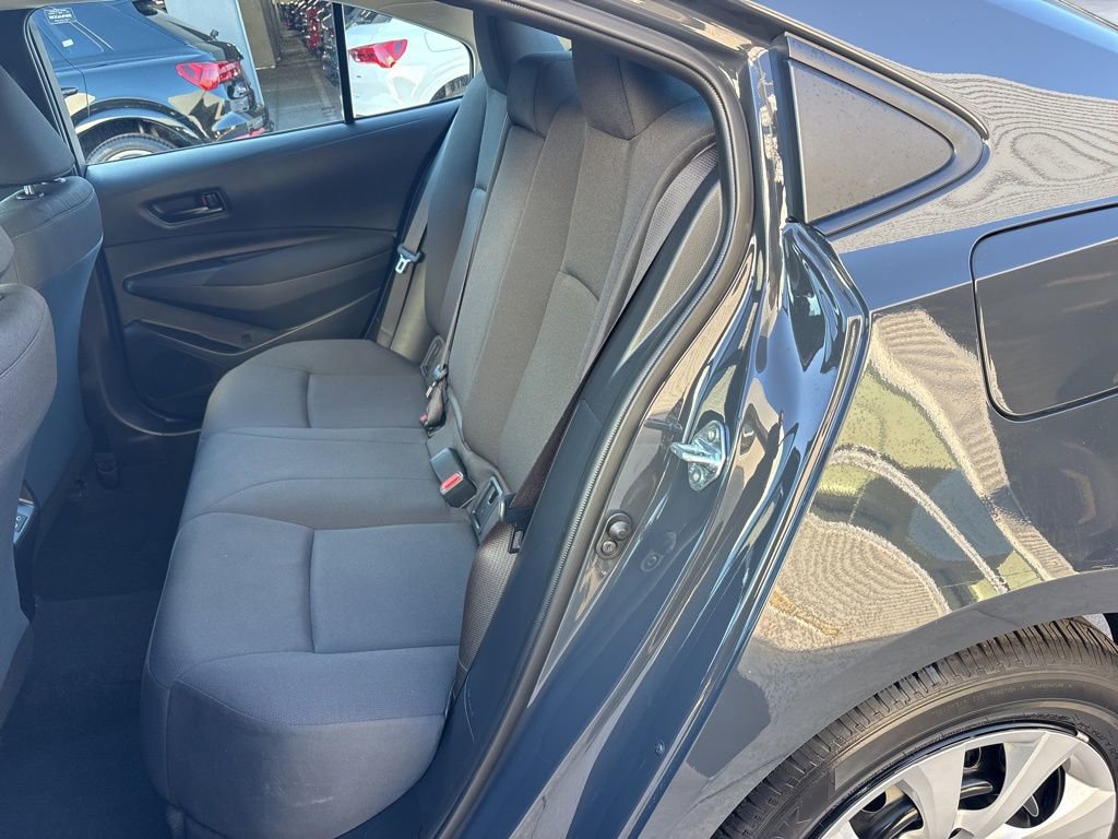Used 2025 Toyota Corolla LE image 14