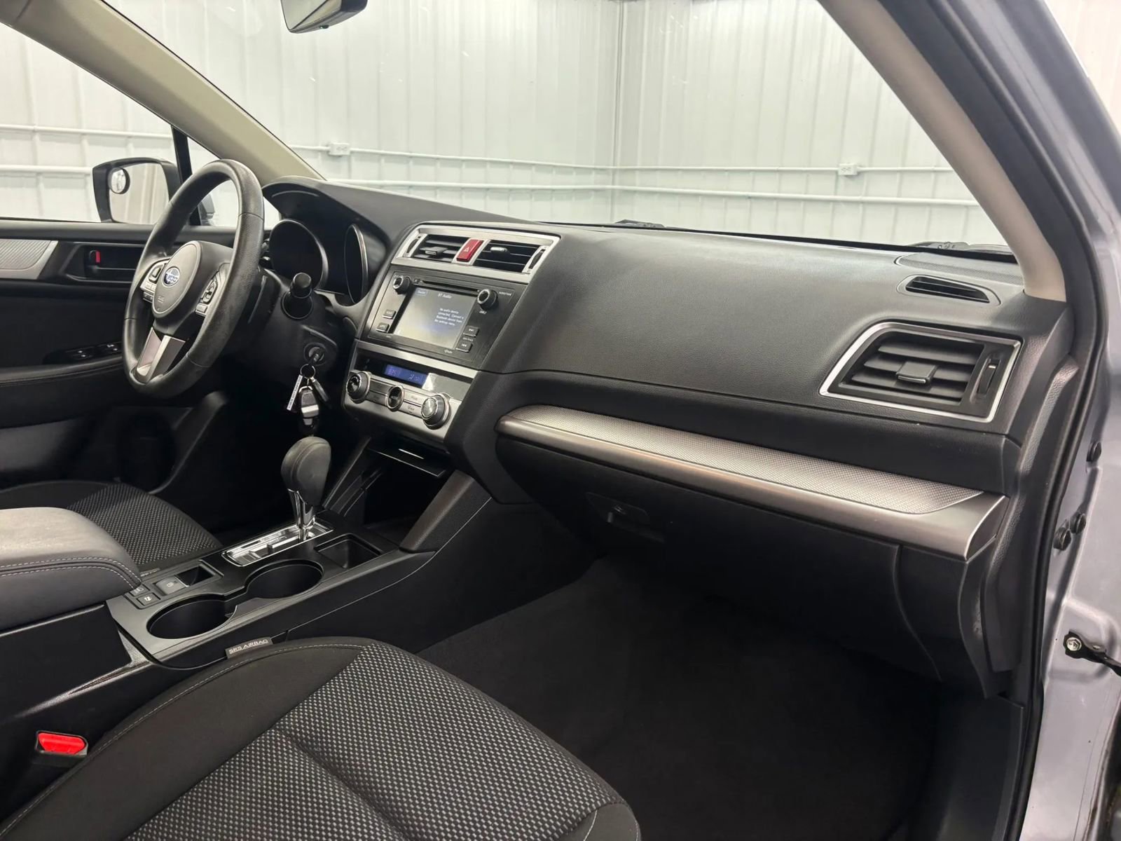 Used 2017 Subaru Outback 2.5i AWD/4WD image 31