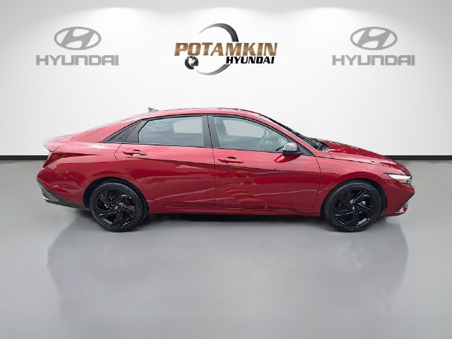 Certified 2026 Hyundai Elantra Sport FWD image 5