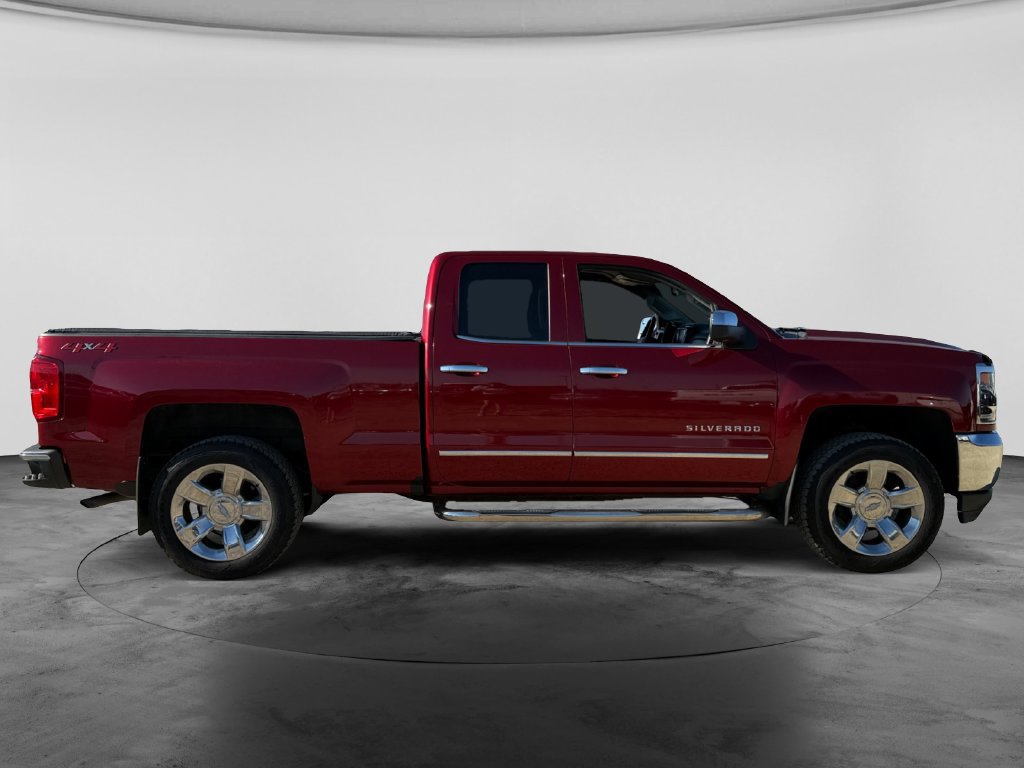 Used 2018 Chevrolet Silverado 1500 LTZ w/ Sport Package AWD/4WD image 11