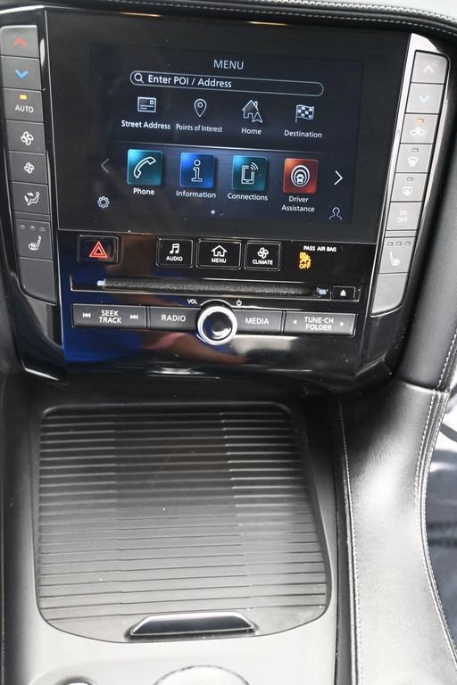 Used 2020 INFINITI QX50 Luxe w/ Navigation Package AWD/4WD image 16