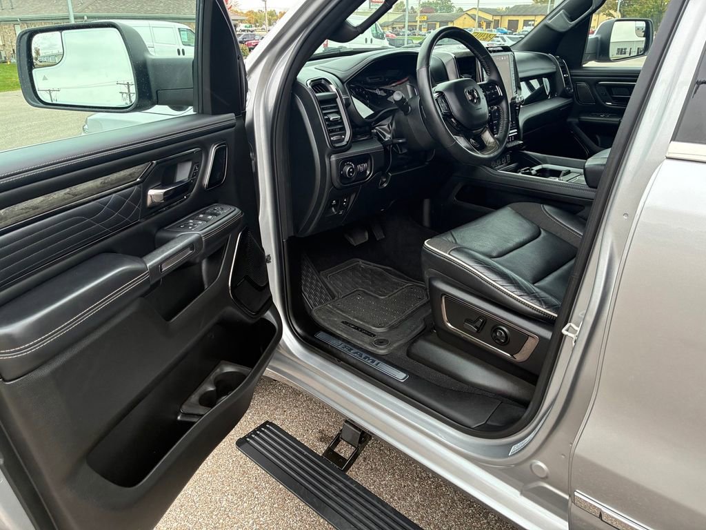 Used 2025 RAM 1500 Limited w/ Bed Utility Group image 19