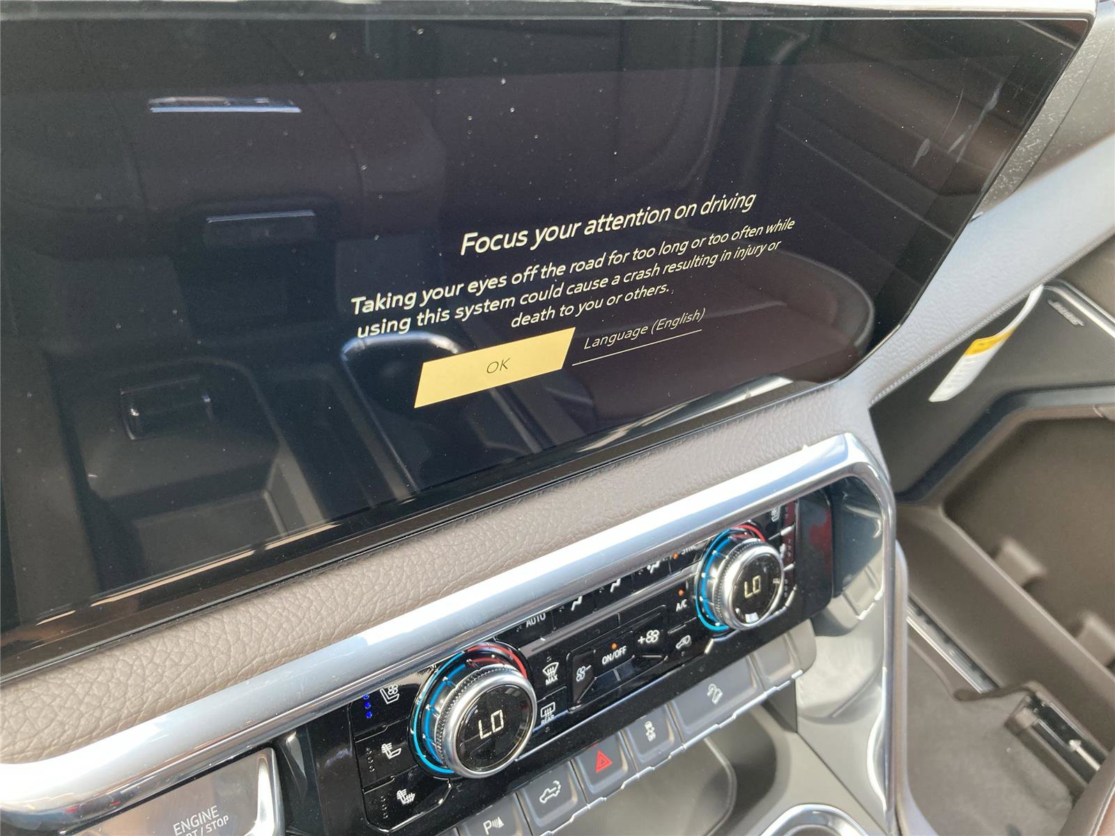 New 2026 GMC Sierra 2500 Denali w/ Denali Reserve Package image 15