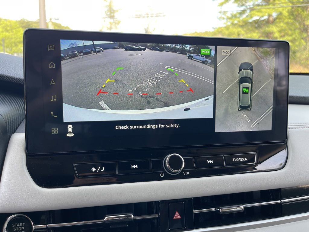 Used 2025 Mitsubishi Outlander SE image 11