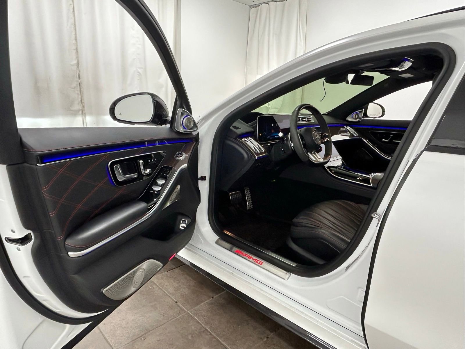 Used 2024 Mercedes-Benz S 63 AMG S image 23