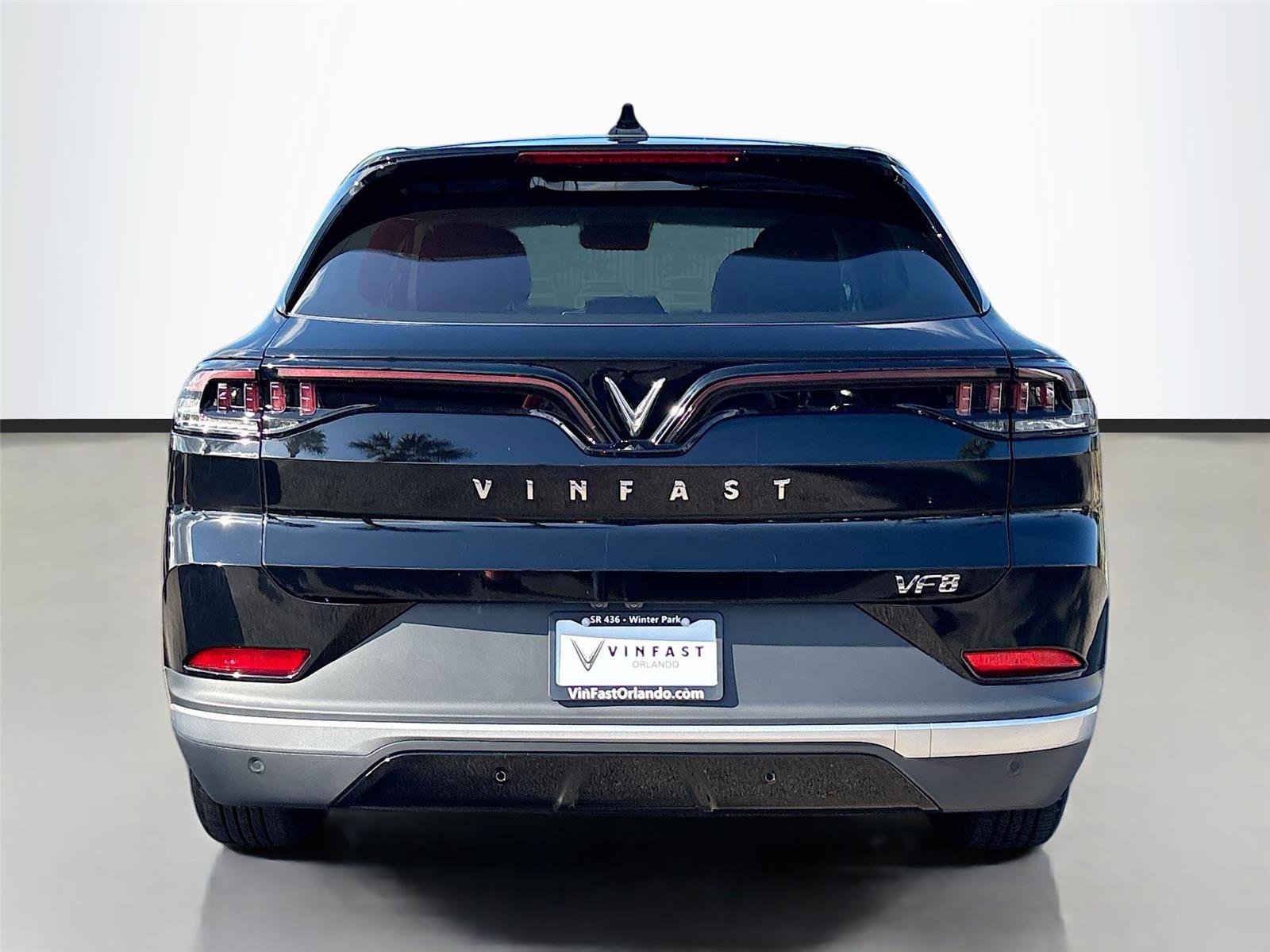 New 2025 VinFast VF 8 Eco image 6