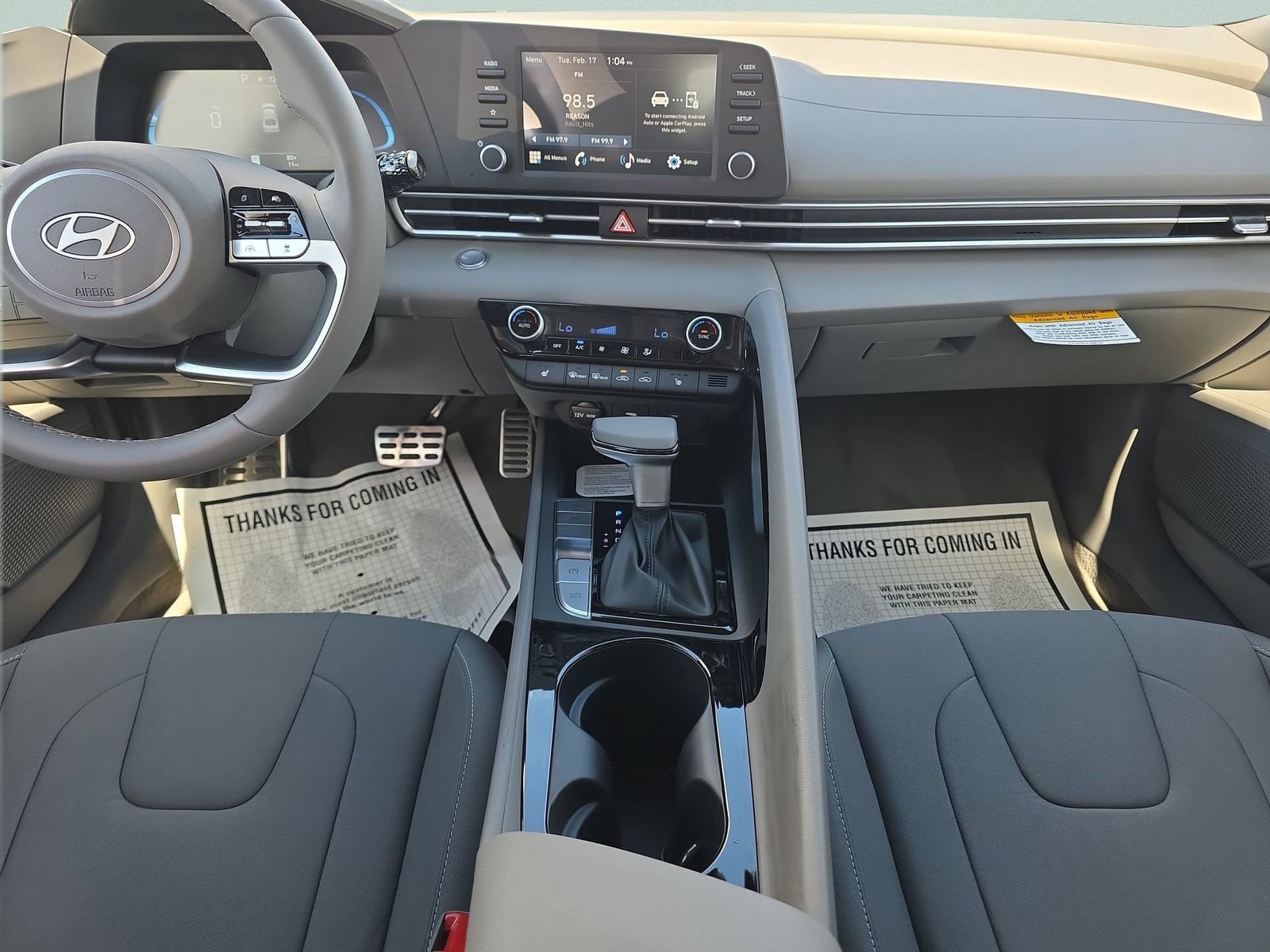 Used 2026 Hyundai Elantra SEL Sport Premium FWD image 12