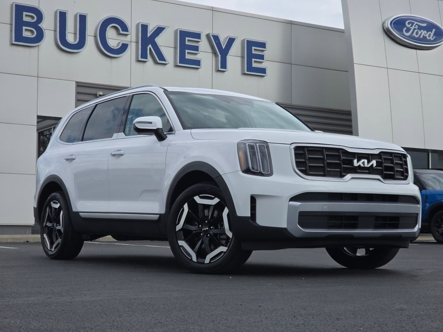 Used 2025 Kia Telluride S video 2