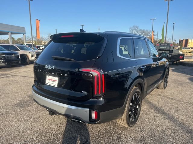 Used 2024 Kia Telluride SX Prestige w/ Towing Package image 3