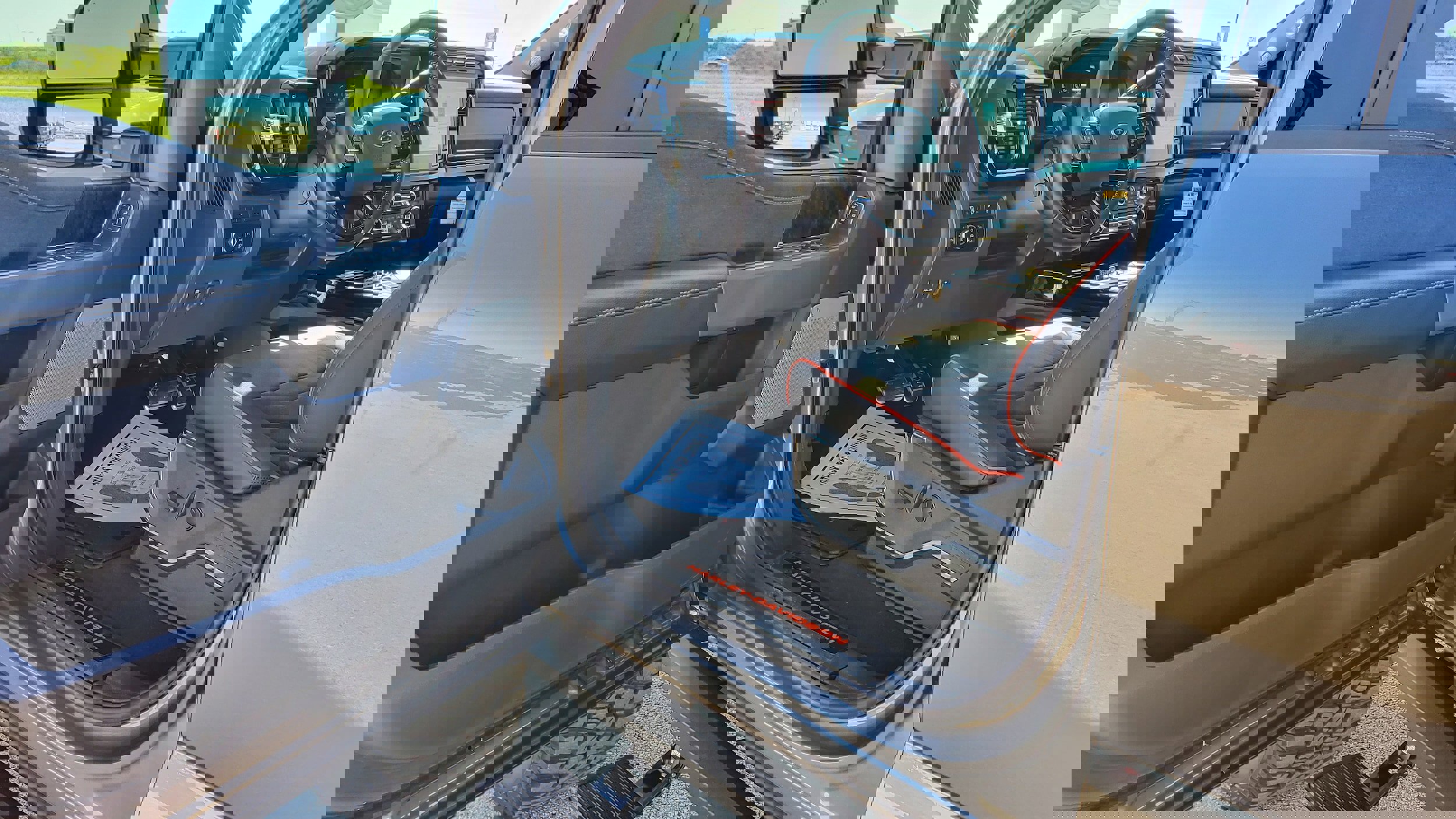 Used 2024 Ford F250 Lariat w/ Lariat Ultimate Package image 14