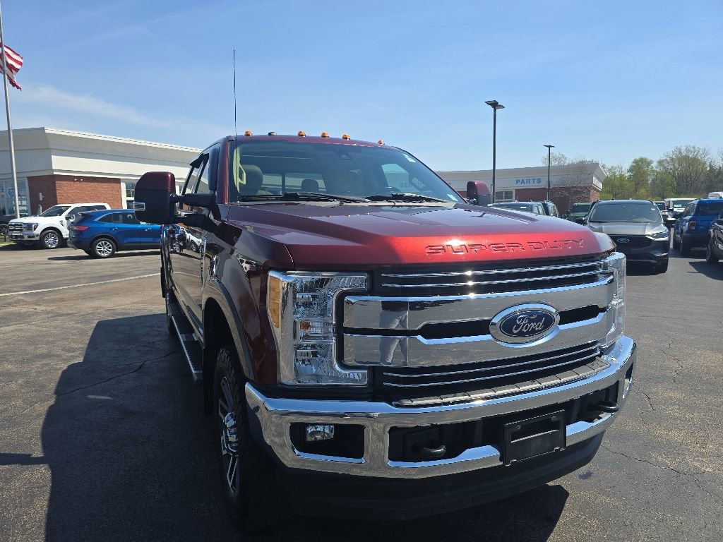 Used 2017 Ford F250 Lariat w/ Lariat Ultimate Package AWD/4WD image 11