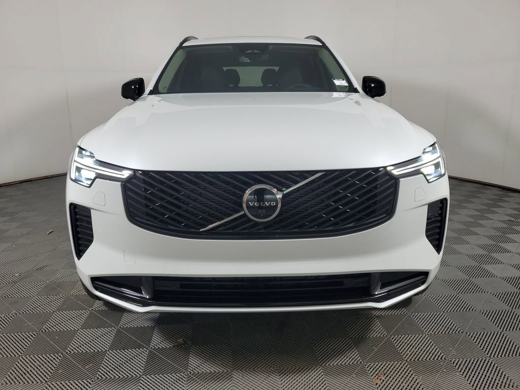 New 2026 Volvo XC90 B6 Ultra w/ Protection Package image 2