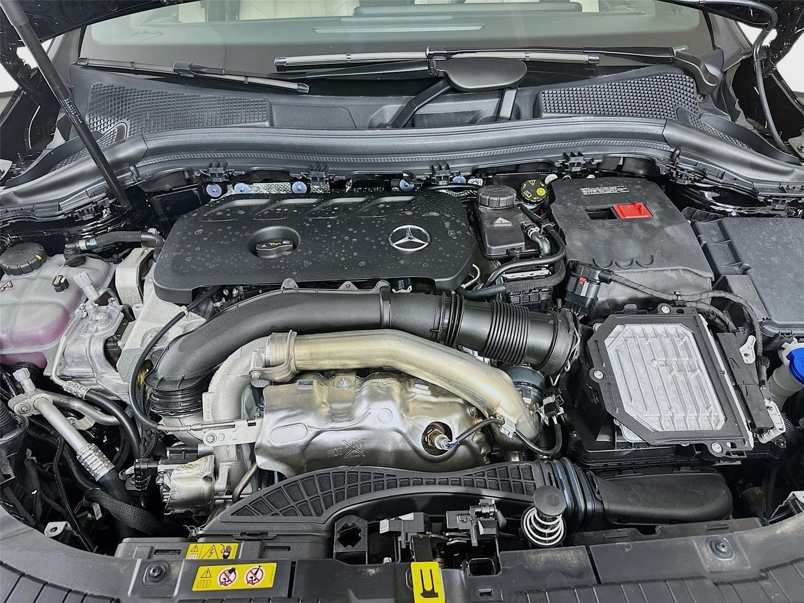 Certified 2026 Mercedes-Benz GLA 250 4MATIC image 38