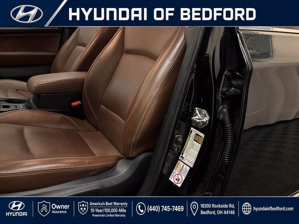 Used 2018 Subaru Outback 3.6R Touring AWD/4WD image 18