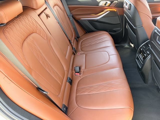 Used 2023 BMW X5 xDrive40i w/ Executive Package AWD/4WD image 14