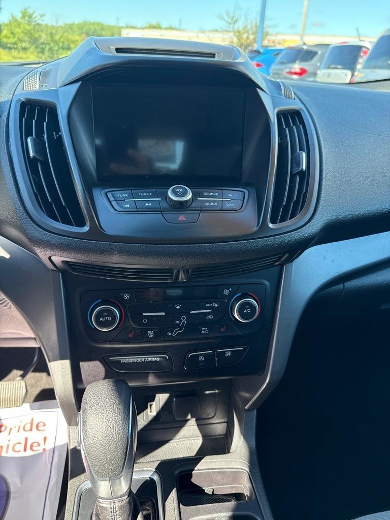 Used 2018 Ford Escape SE w/ SE Sync 3 Package FWD image 7