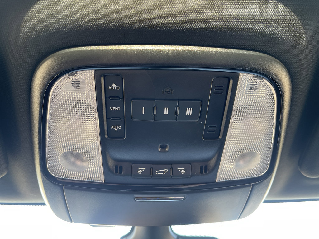 Used 2024 Dodge Durango GT image 36