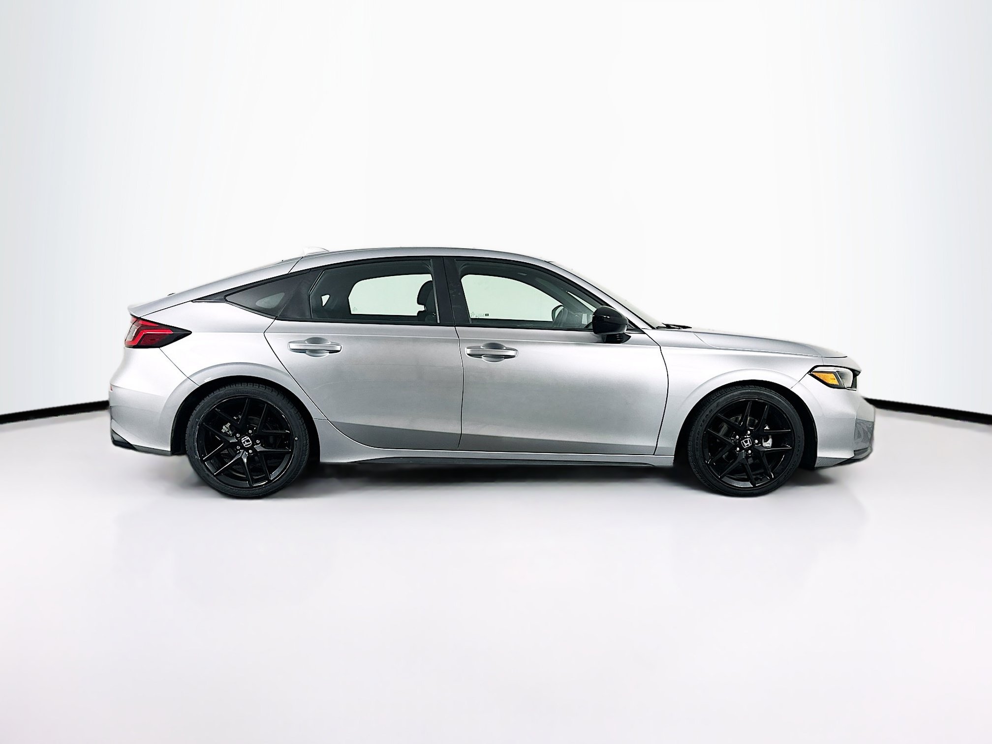 Used 2025 Honda Civic Sport image 10