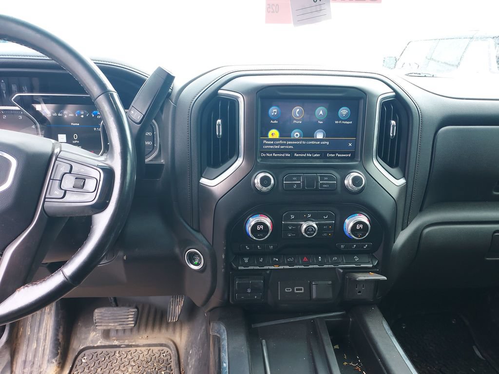 Used 2021 GMC Sierra 3500 AT4 w/ AT4 Preferred Package AWD/4WD image 17
