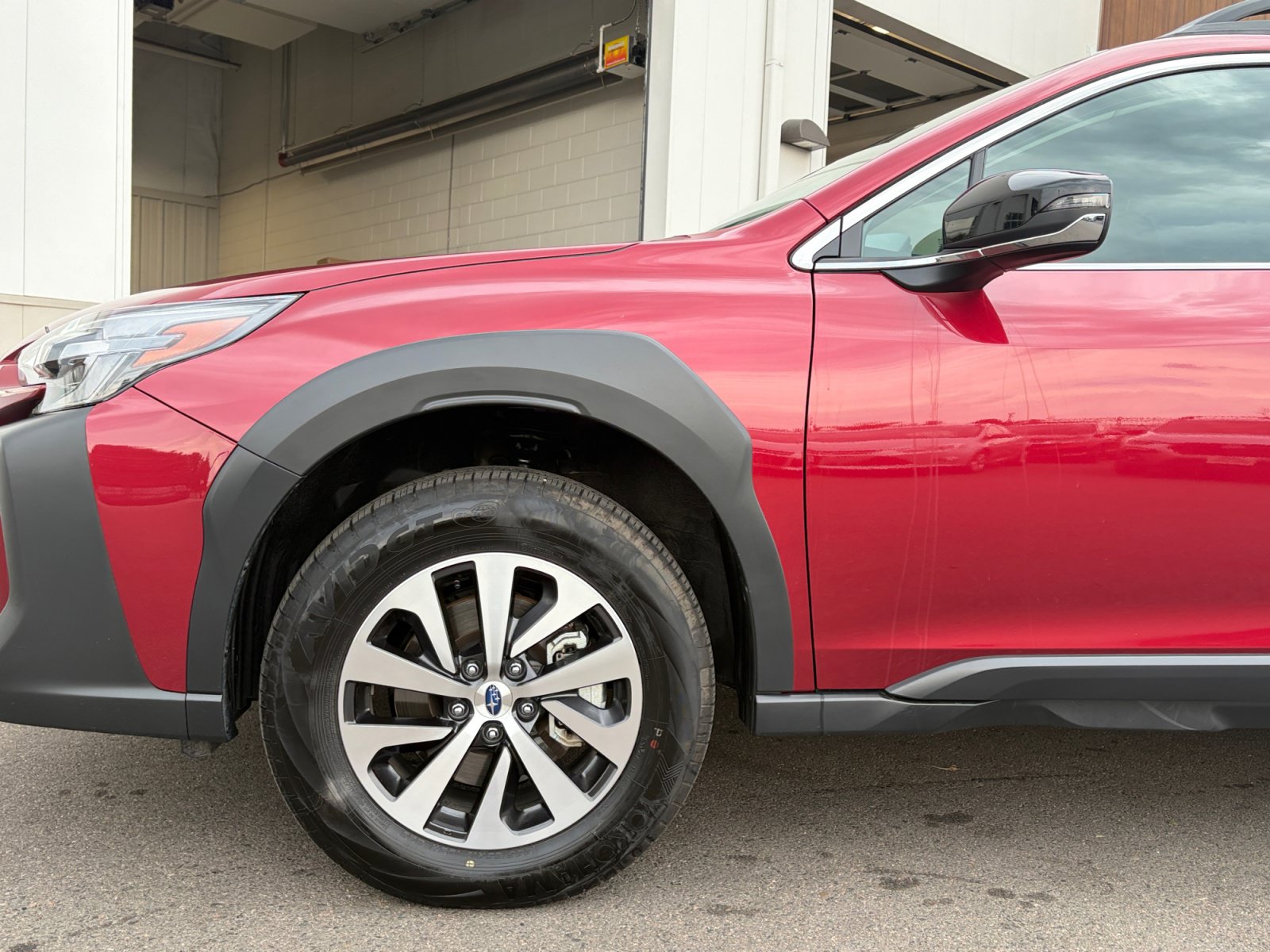 Certified 2025 Subaru Outback Premium AWD/4WD image 10