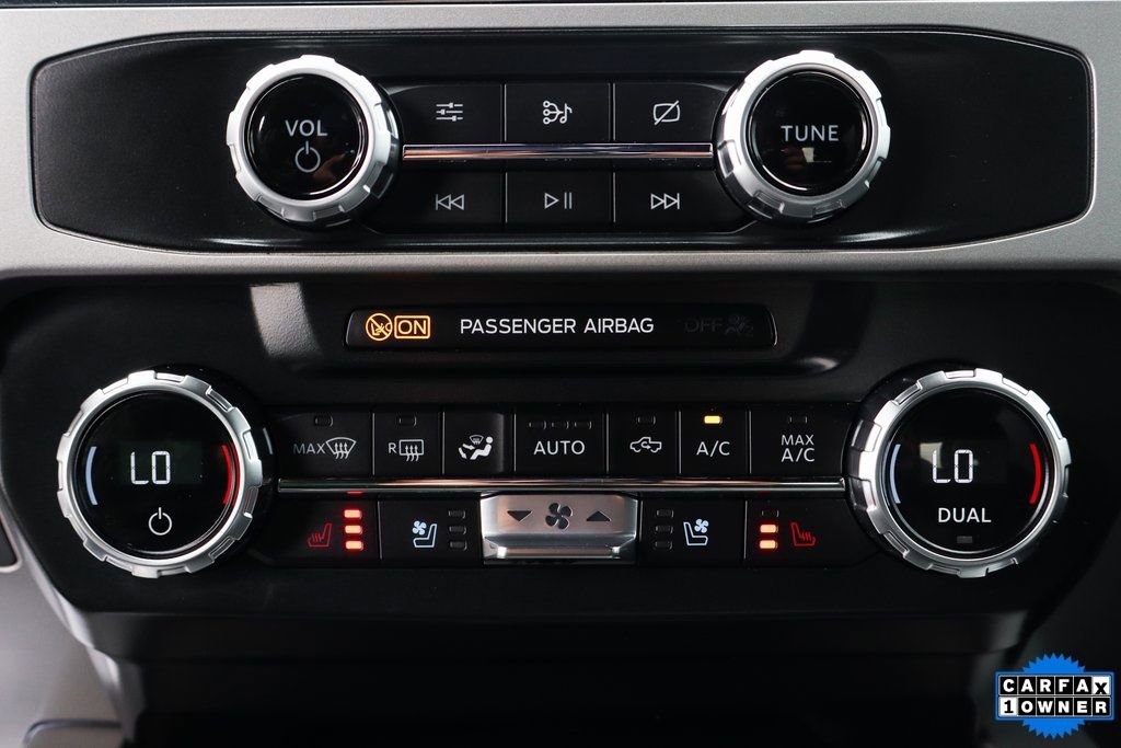 Used 2022 Ford F350 Lariat w/ Black Appearance Package image 33