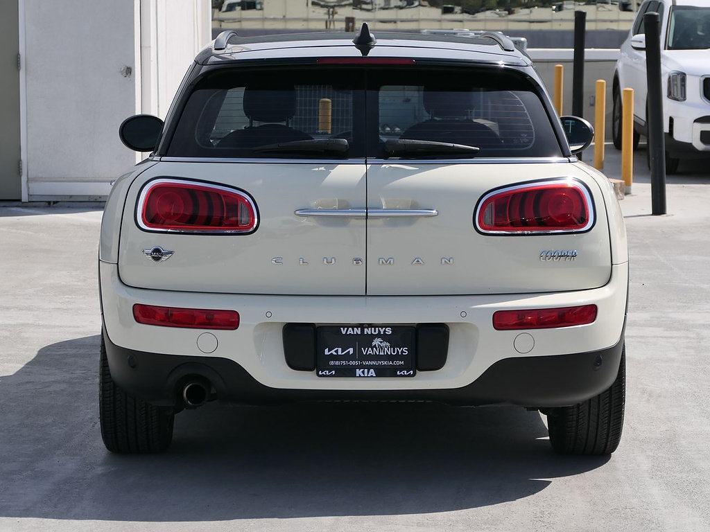 Used 2018 MINI Cooper Clubman FWD image 5