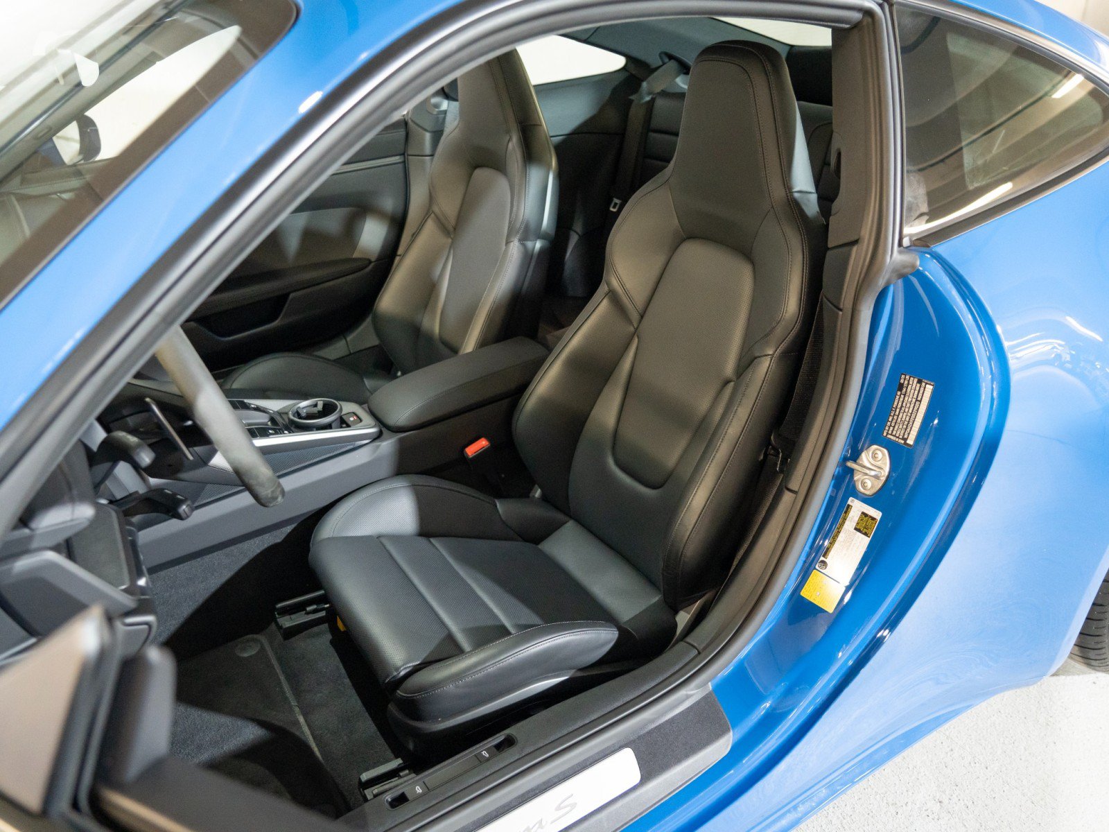 Certified 2025 Porsche 911 Carrera S RWD image 5