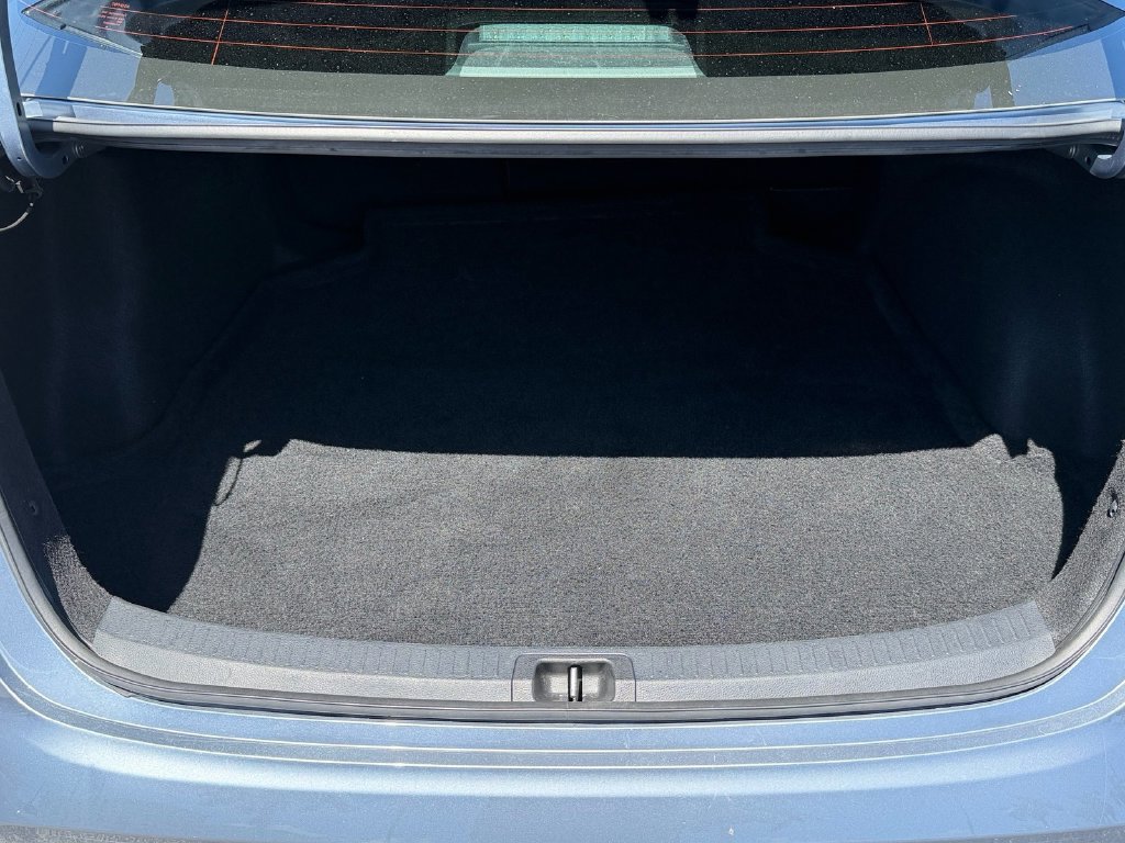Used 2023 Toyota Corolla SE w/ SE Premium Package FWD image 14