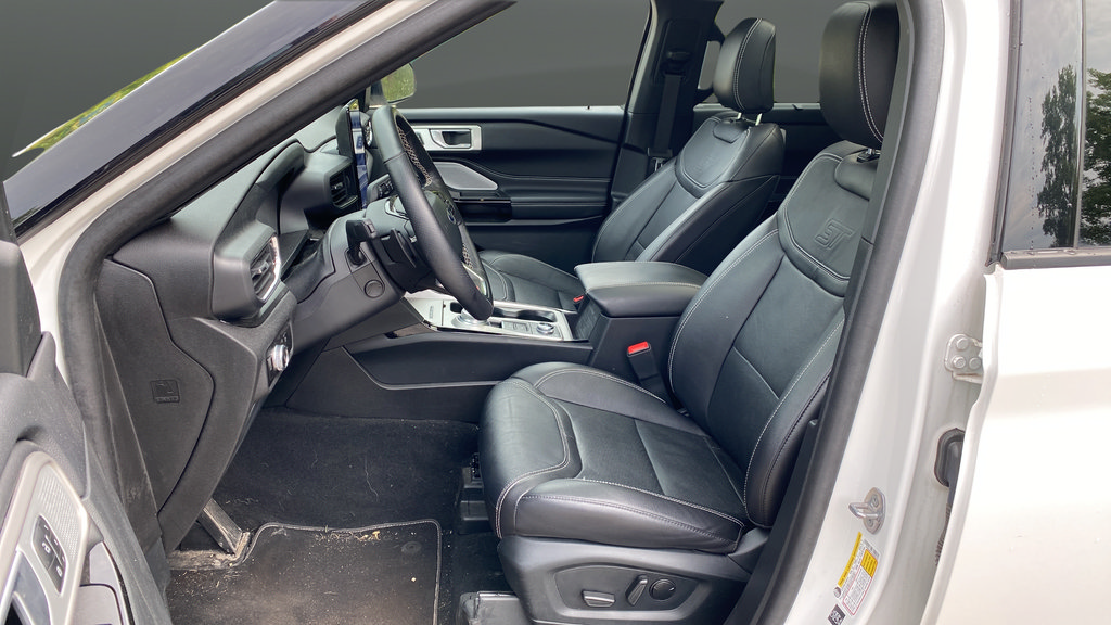 Certified 2023 Ford Explorer ST w/ Equipment Group 401A AWD/4WD image 9