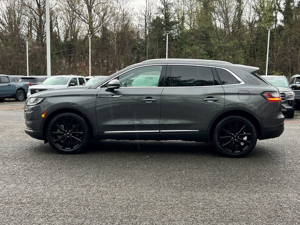 Certified 2023 Lincoln Nautilus Reserve w/ Monochromatic Package image 4