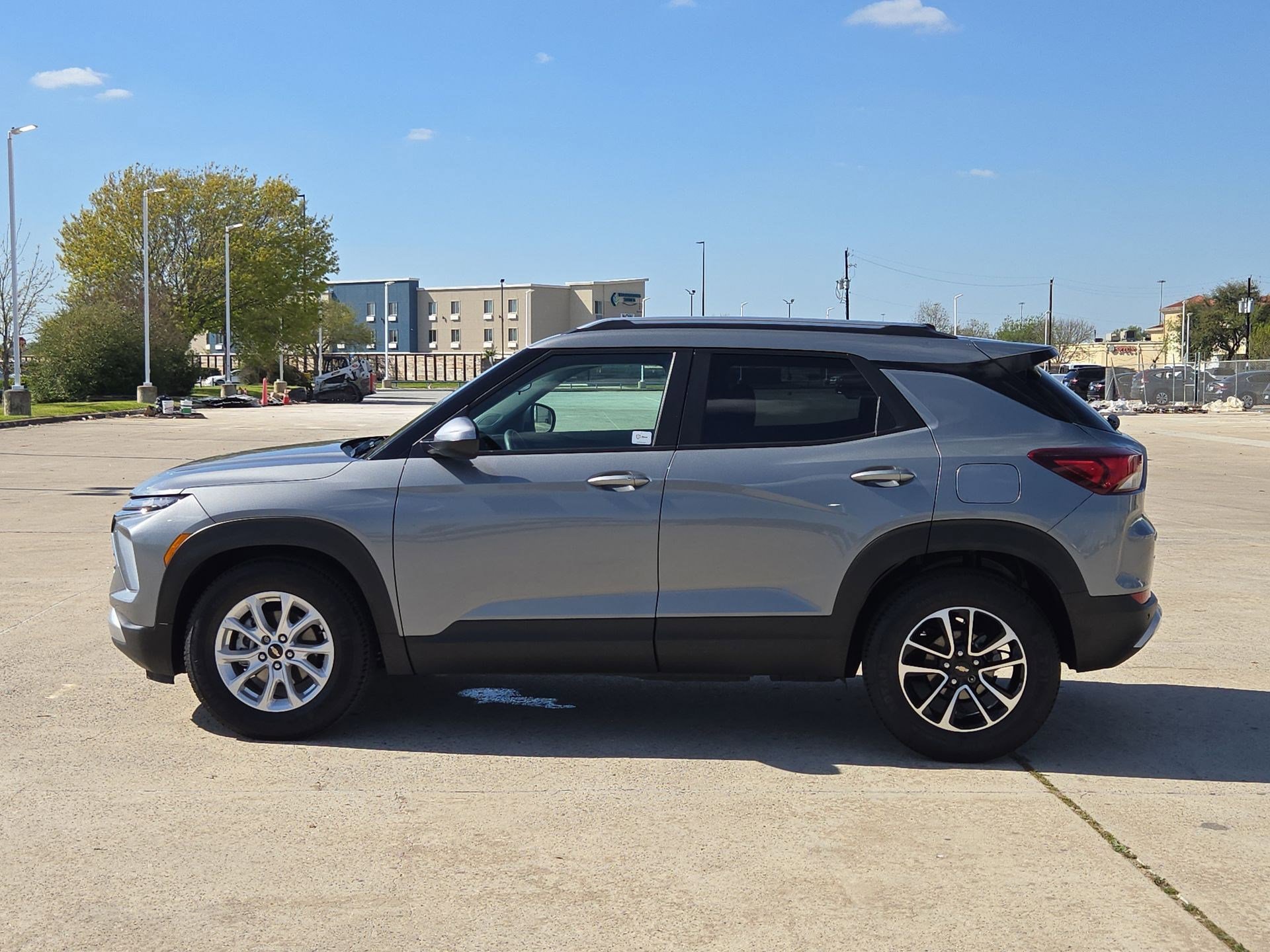 Used 2026 Chevrolet TrailBlazer LT w/ Driver Confidence Package image 7