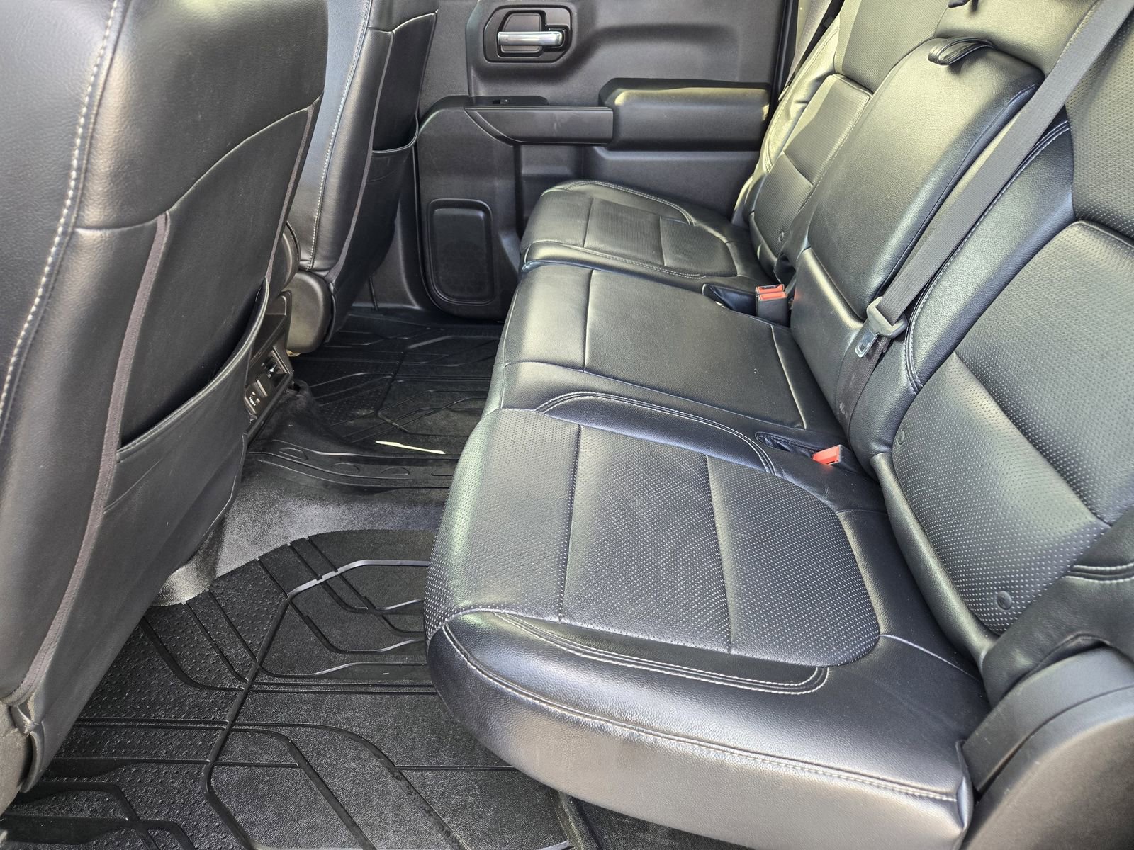 Used 2019 Chevrolet Silverado 1500 LT w/ Texas Edition image 28