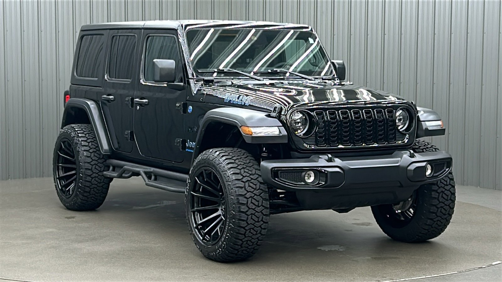 Used 2025 Jeep Wrangler Willys 4xe image 7