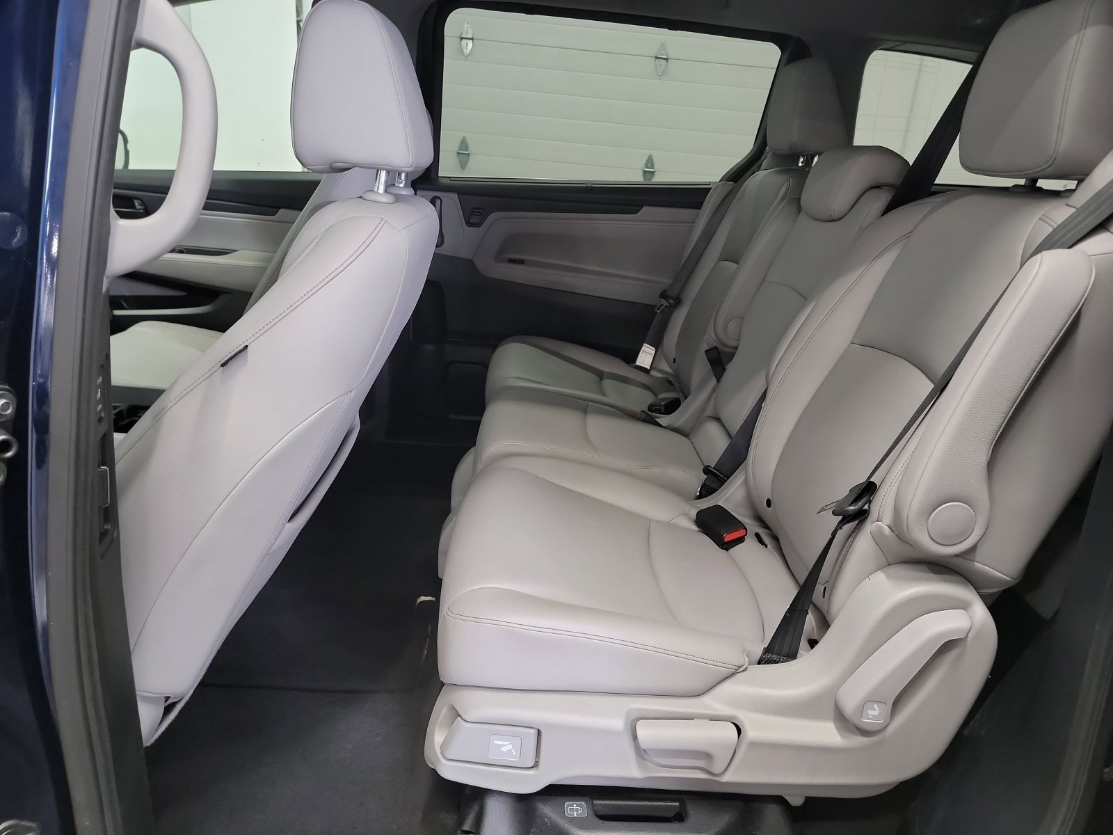 Used 2023 Honda Odyssey EX-L image 28