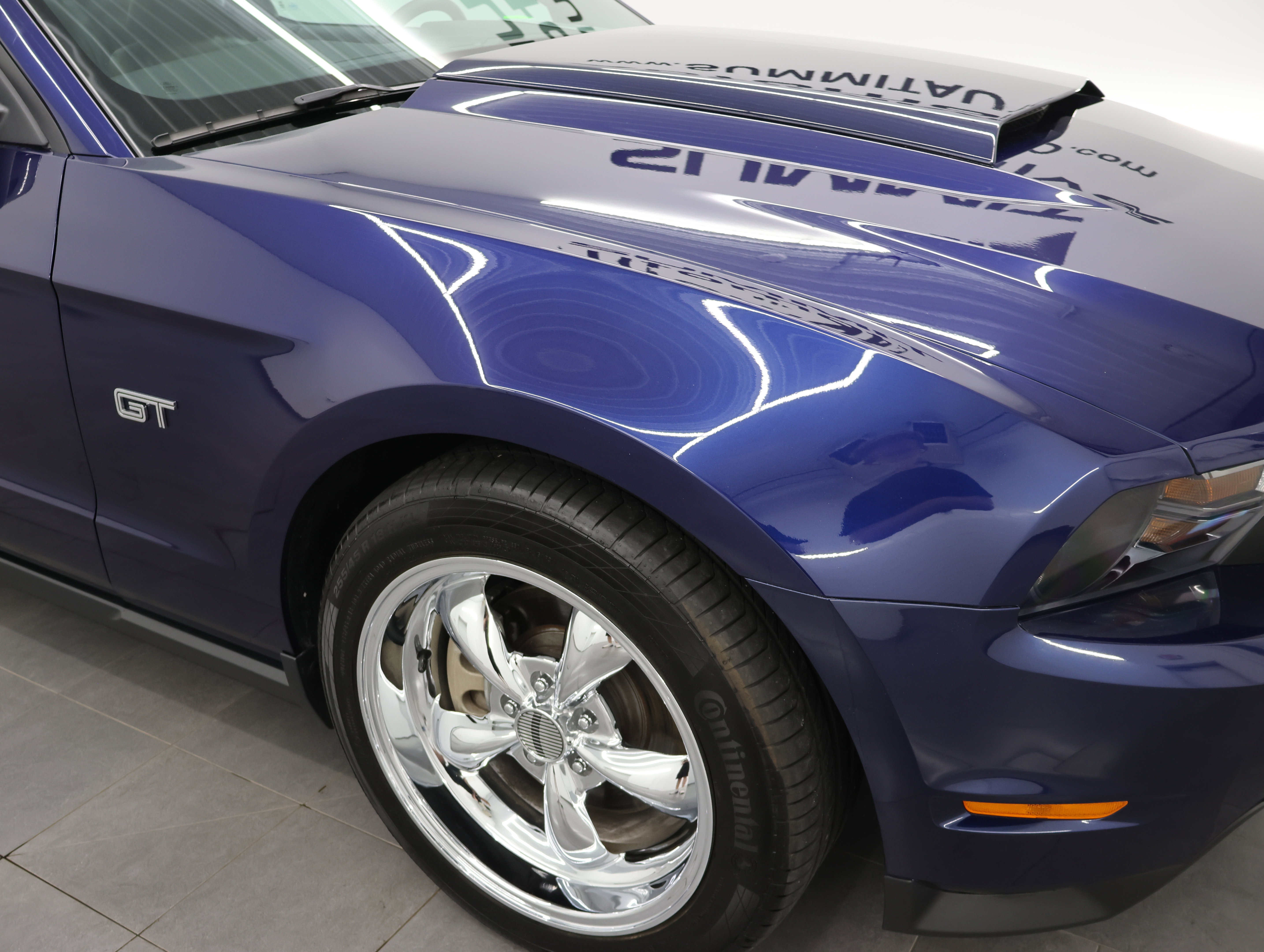Used 2010 Ford Mustang GT Premium RWD image 22