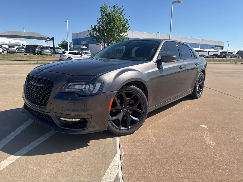 Used 2021 Chrysler 300 Touring L RWD image 1