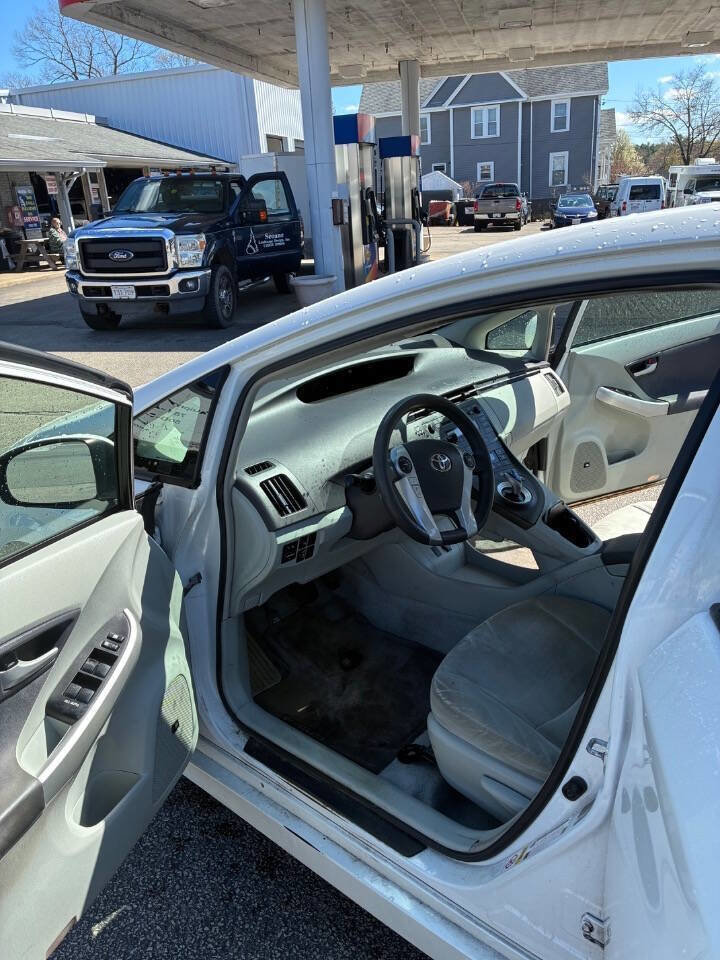Used 2010 Toyota Prius Three FWD image 9