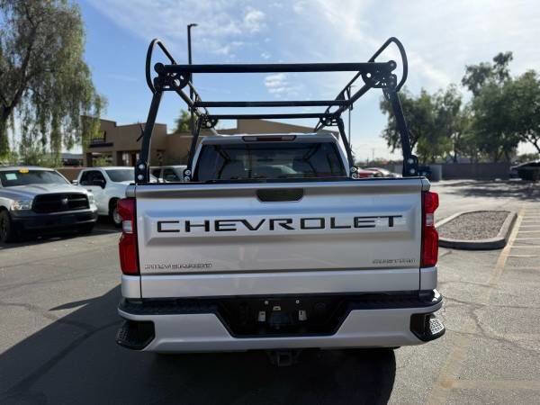 Used 2020 Chevrolet Silverado 1500 Custom w/ Custom Value Package RWD image 4