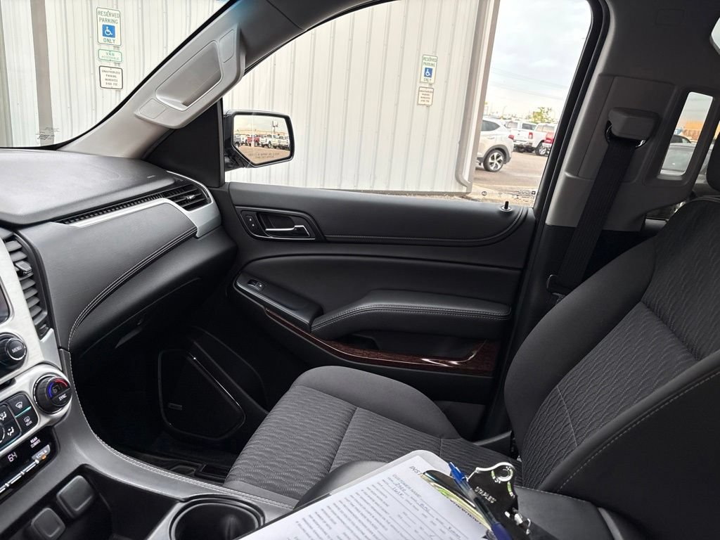 Used 2020 GMC Yukon SLE w/ SLE Value Package AWD/4WD image 17