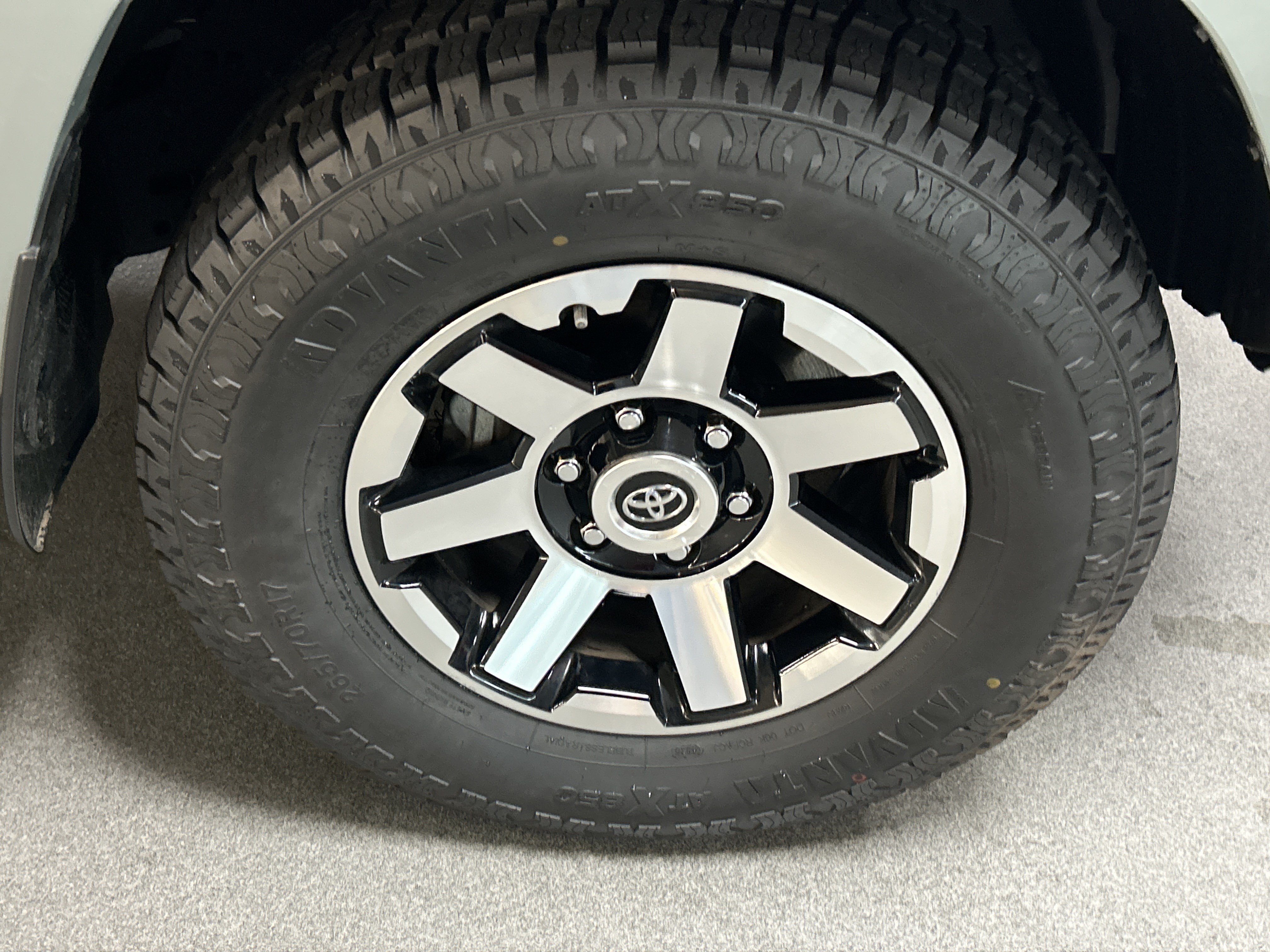 Used 2023 Toyota 4Runner TRD Off-Road Premium w/ Moonroof Package AWD/4WD image 13