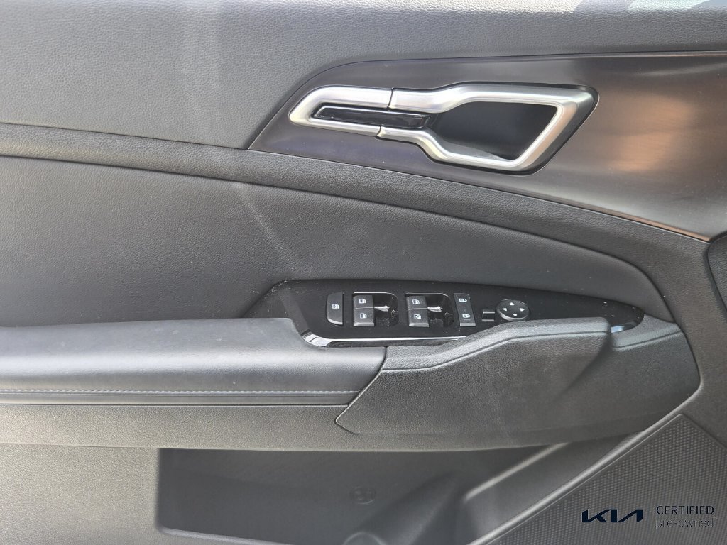 Certified 2024 Kia Sportage EX FWD image 29